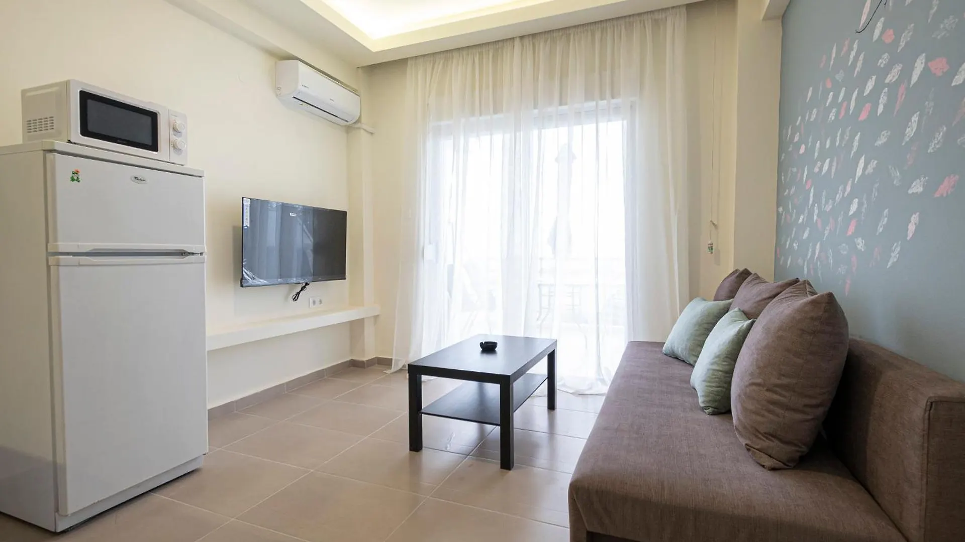 Happy Ellen Seafront Apartments By Travel Pro Services - Nea Plagia Halkidiki Flogita