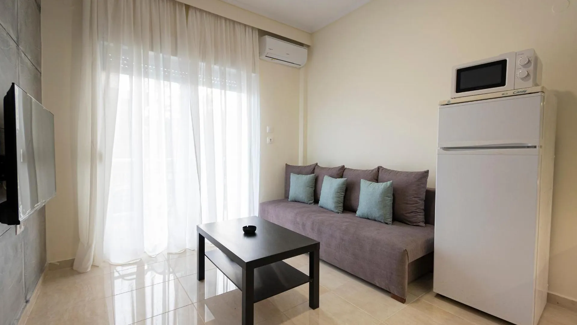 Happy Ellen Seafront Apartments By Travel Pro Services - Nea Plagia Halkidiki Flogita