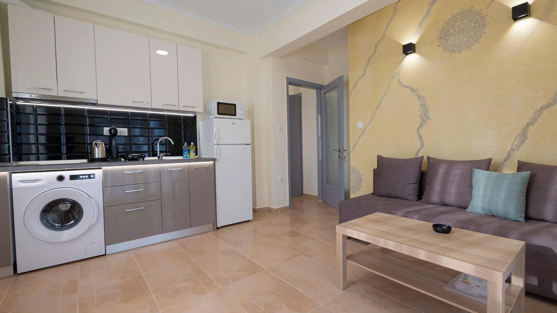 Happy Ellen Seafront Apartments By Travel Pro Services - Nea Plagia Halkidiki Flogita